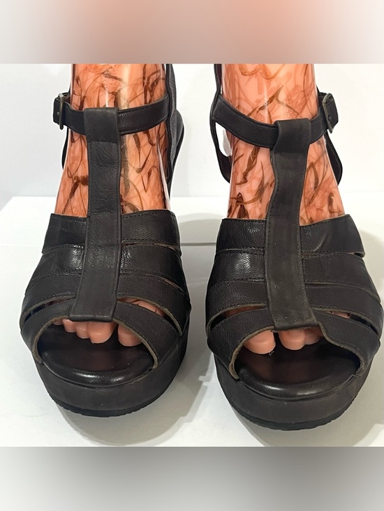 Cordani Calzature Wedge Platform Strappy Ankle Sandals size 8-8.5 main image 2